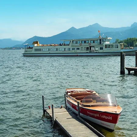 Apartment Mit Garten Am Chiemsee