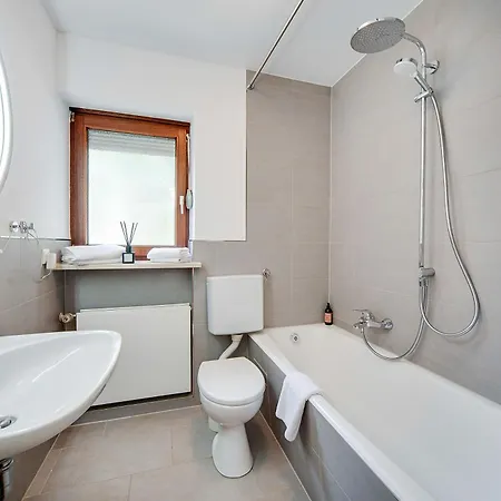 Apartmán Mit Garten Am Chiemsee Prien am Chiemsee